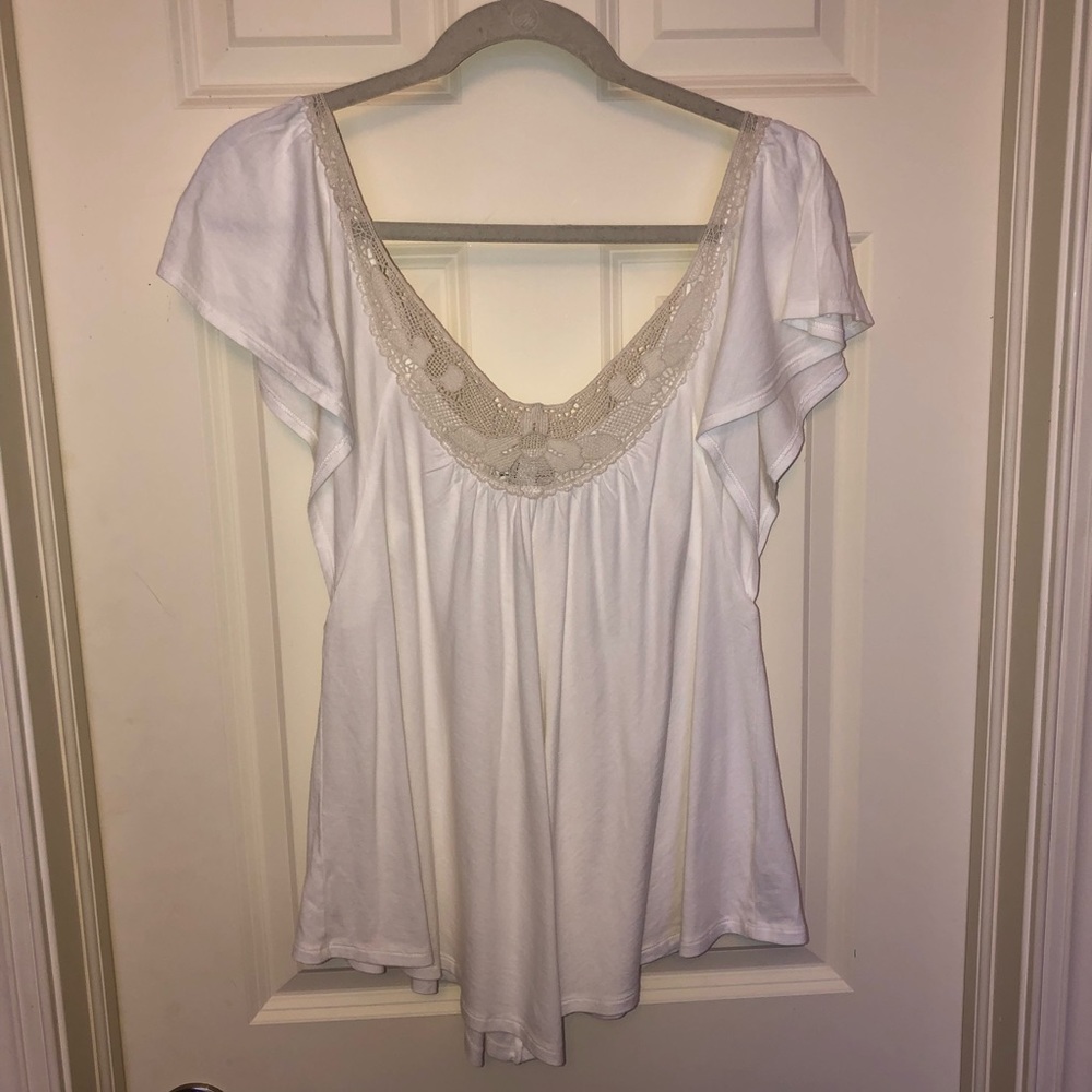 NWT American Eagle Flowy Top
